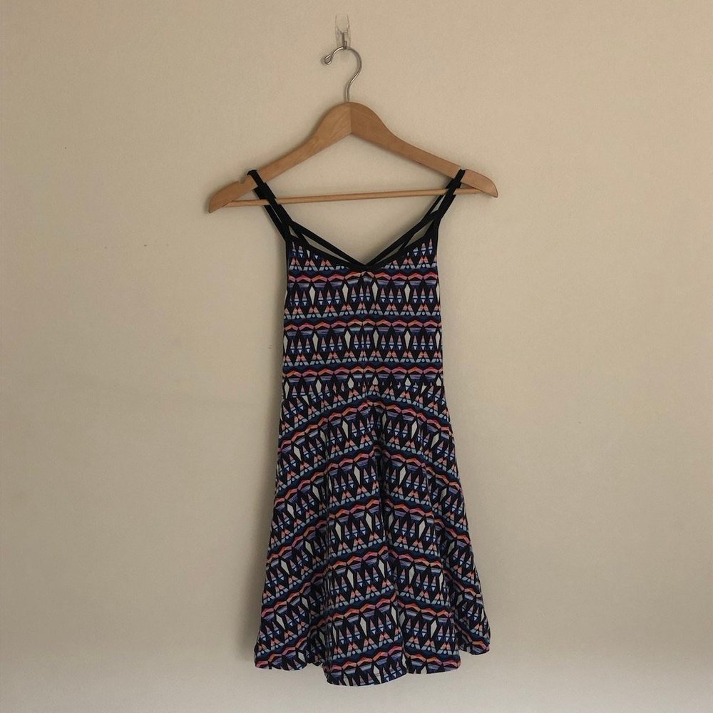 PINK Victoria’s Secret | Geometric Print Dress - Picture 1 of 5